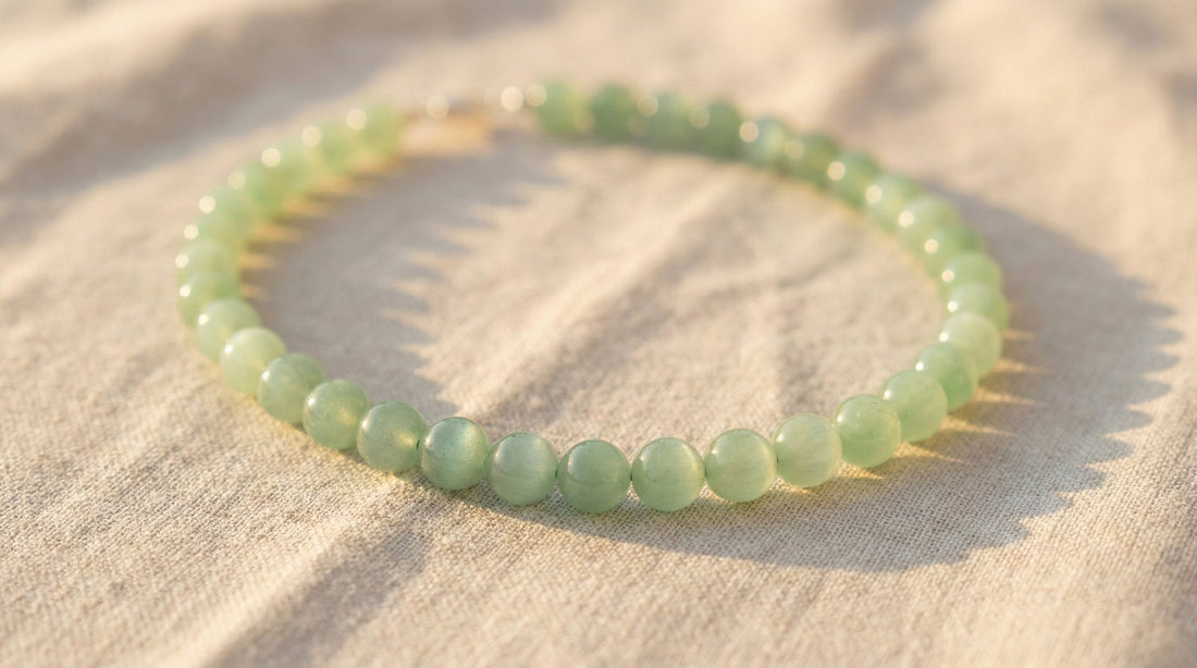 Eine Geburtskette aus Grünem Aventurin